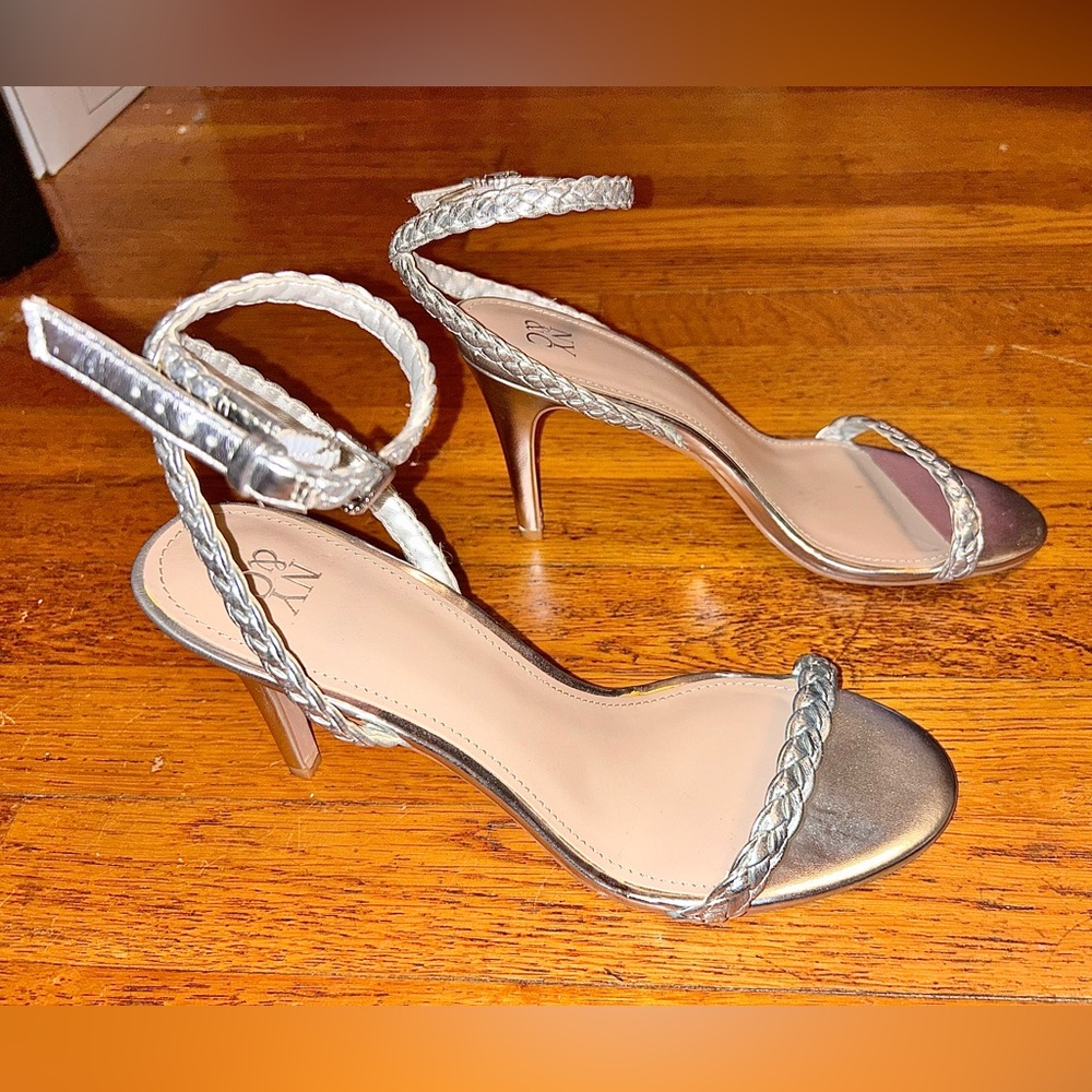 High heel braided strap NY&Co brand